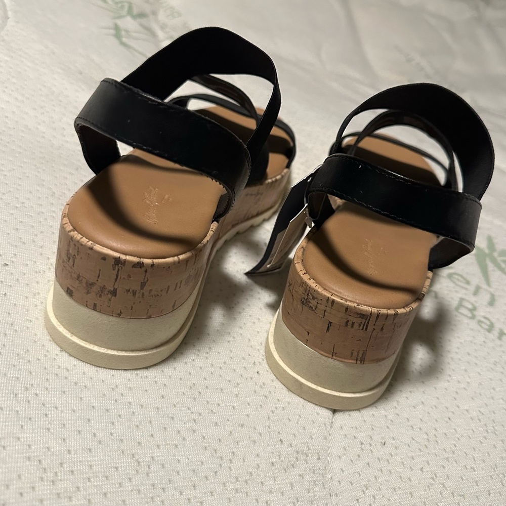 Universal thread sandals - Picture 3 of 5